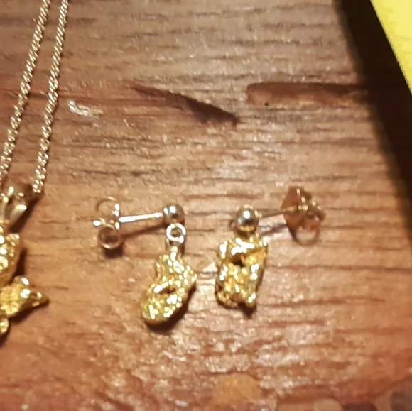 14 K yellow gold Nugget style pendant and Nugget style dangle earrings - Picture 8 of 8